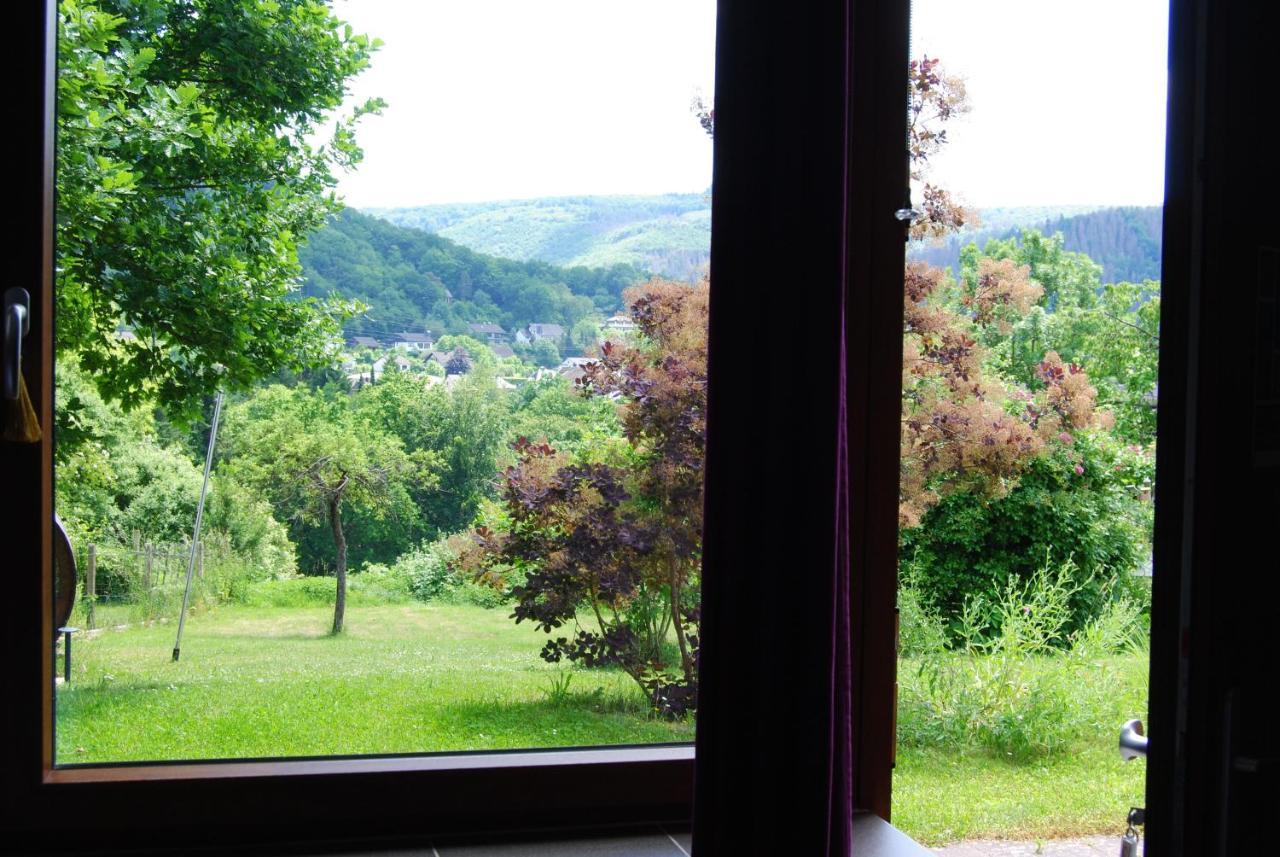 Hinter Den Spiegeln Hotel Heimbach Exterior photo